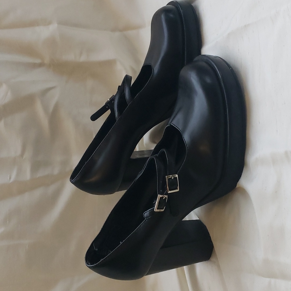 Mudd heels